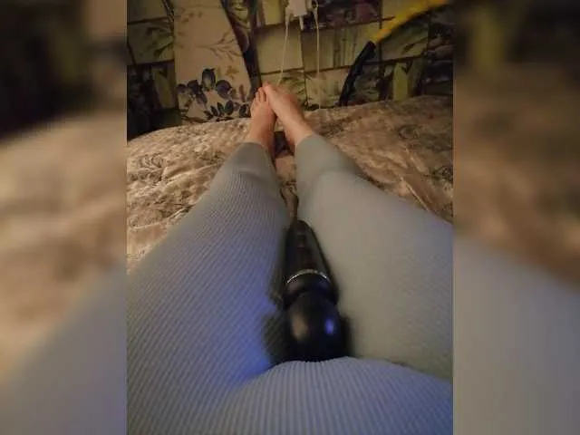 Live sex webcam photo for --Daiguiri-- #278231270