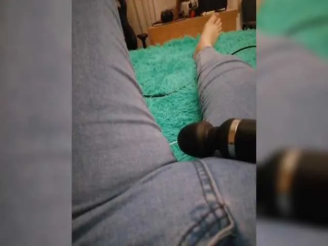 Live sex webcam photo for --Daiguiri-- #291454153