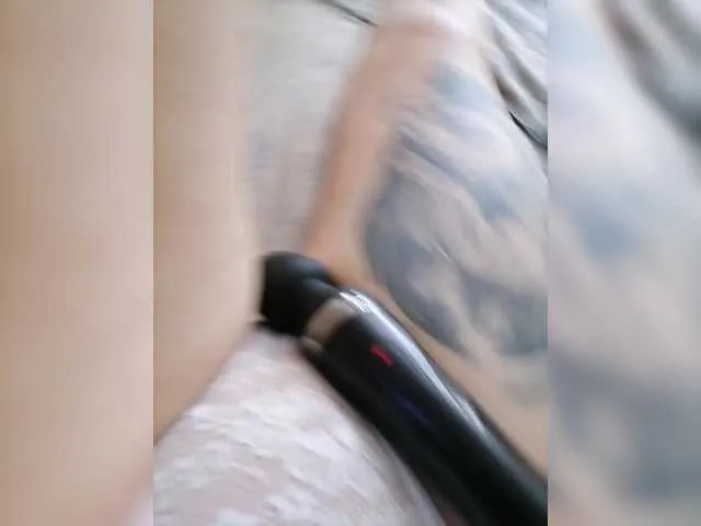 Live sex webcam photo for --Daiguiri-- #291609383