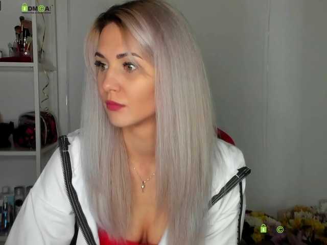 Live sex webcam photo for --Darina-- #274616446