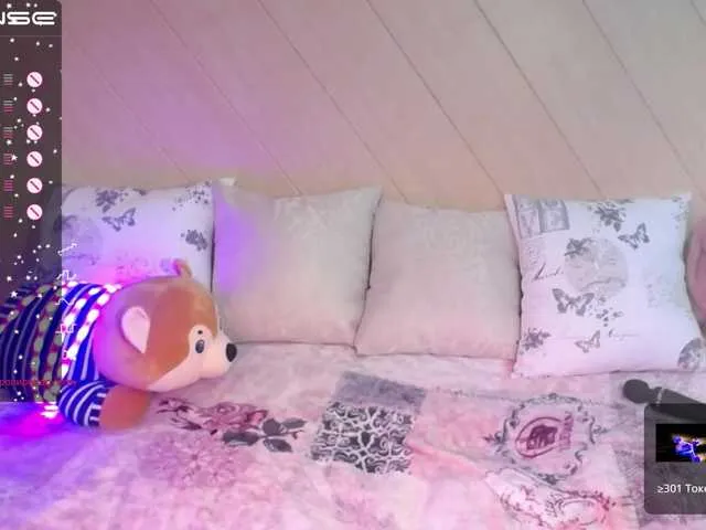 Live sex webcam photo for --LiMoNaDiK-- #275981513