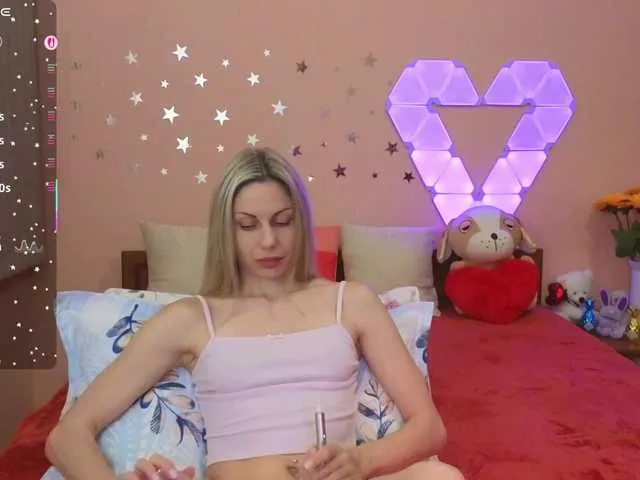 Live sex webcam photo for --LiMoNaDiK-- #291175101