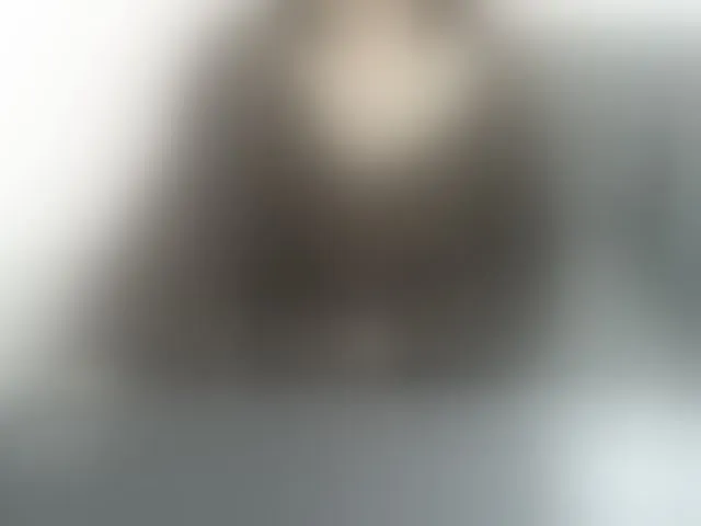 Live sex webcam photo for --Luna-- #292730987