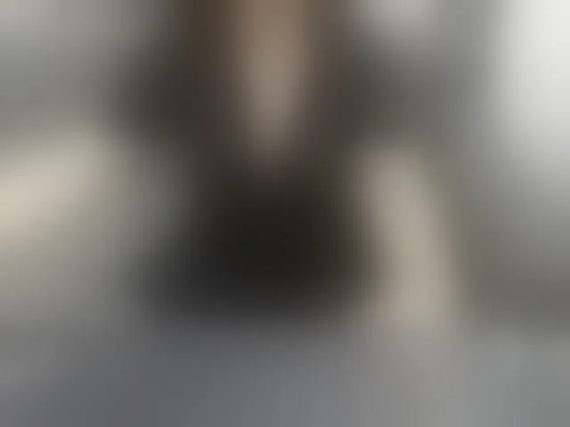 Live sex webcam photo for --Luna-- #292784383