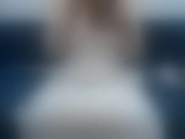 Live sex webcam photo for --Luna-- #293668268