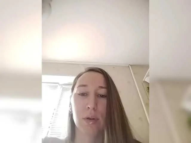 Live sex webcam photo for --MODEL--1 #290737290