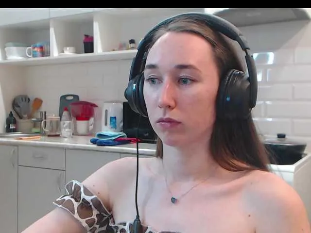 Live sex webcam photo for --MODEL--1 #291704876