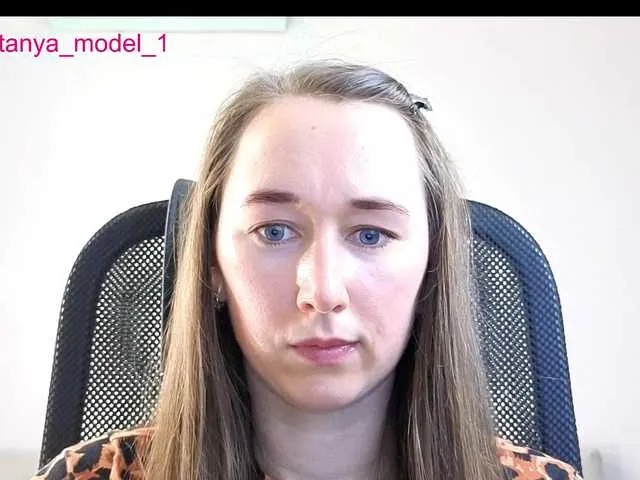 Live sex webcam photo for --MODEL--1 #292373296