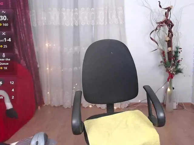 Live sex webcam photo for --Nicol-- #292243801