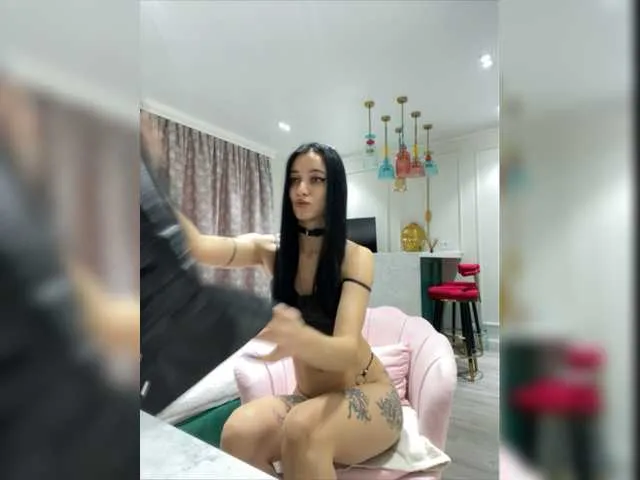 Live sex webcam photo for --SATIVA-- #277290255