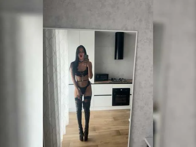 Live sex webcam photo for --SATIVA-- #278101750