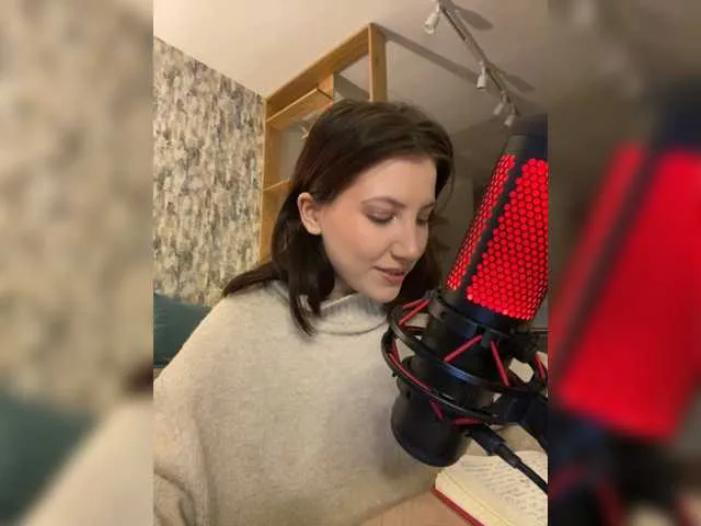 Live sex webcam photo for --Vixie-- #276810013