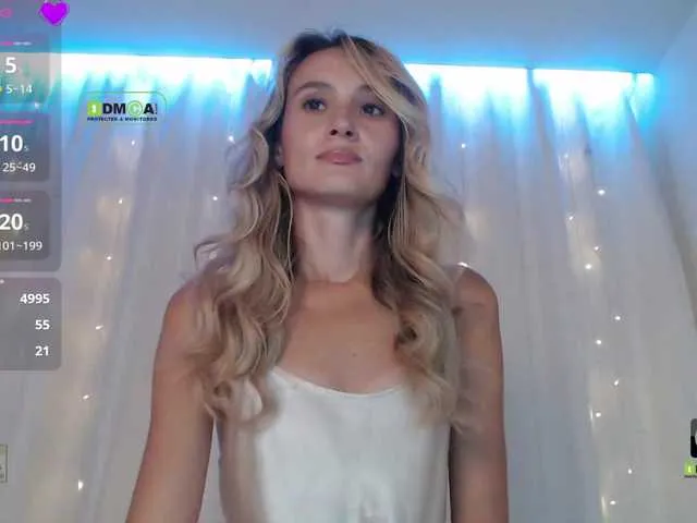 Live sex webcam photo for --oliva4ka-- #291519663