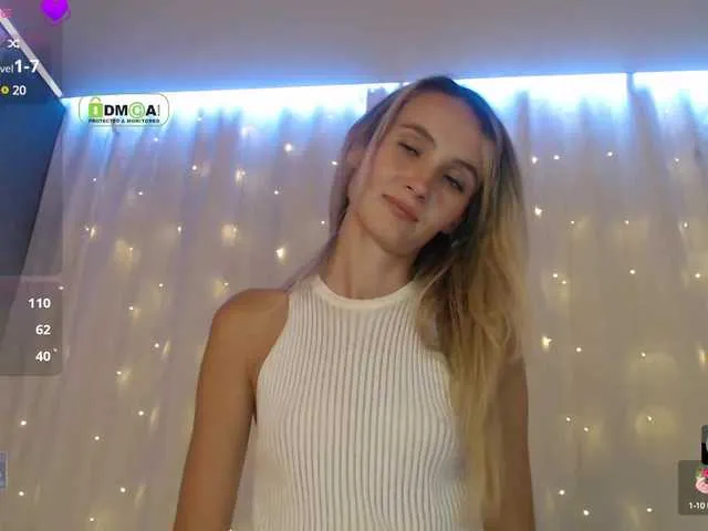 Live sex webcam photo for --oliva4ka-- #291533829