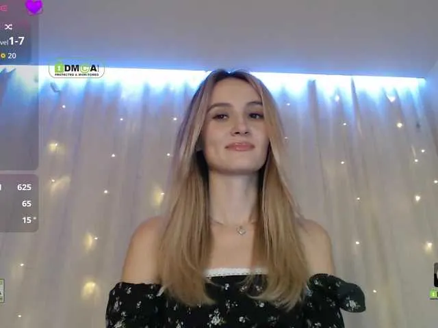 Live sex webcam photo for --oliva4ka-- #292294168