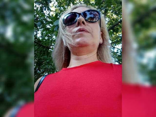 Live sex webcam photo for -AMELIA- #274561595