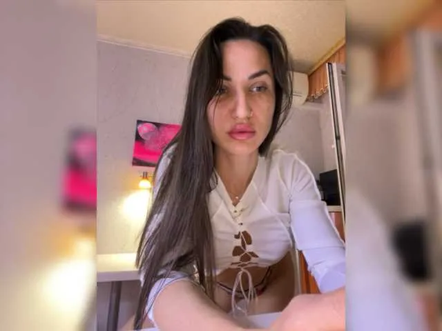 Live sex webcam photo for -ANN- #275711753