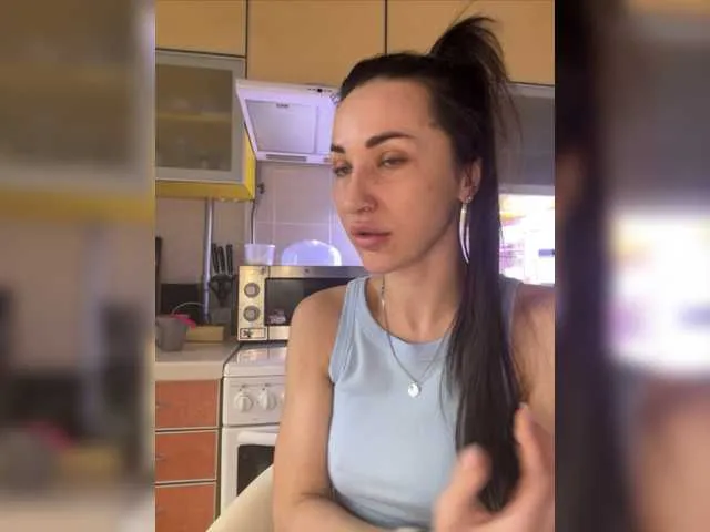Live sex webcam photo for -ANN- #276653804