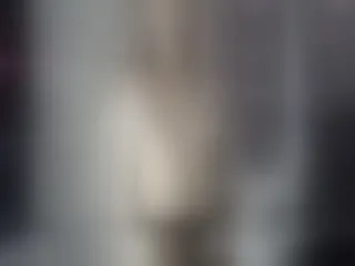 Live sex webcam photo for -Aisha- #181040752