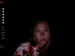 Live sex webcam photo for -Aisha- #181440352