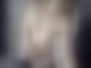 Live sex webcam photo for -Aisha- #182491400