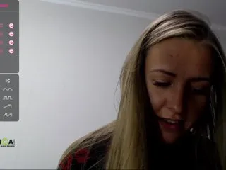 Live sex webcam photo for -Aisha- #182516763