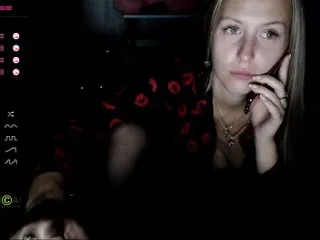 Live sex webcam photo for -Aisha- #182587509