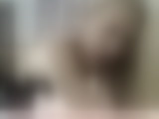 Live sex webcam photo for -Aisha- #186279537