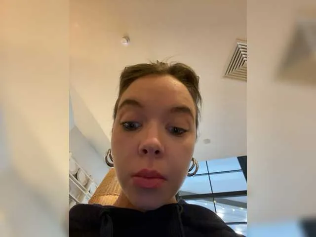 Live sex webcam photo for -Alessandra #276071595