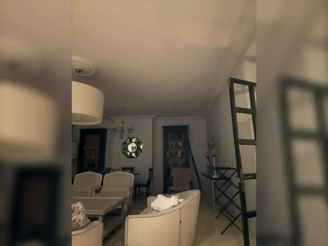 Live sex webcam photo for -Alessandra #276872864