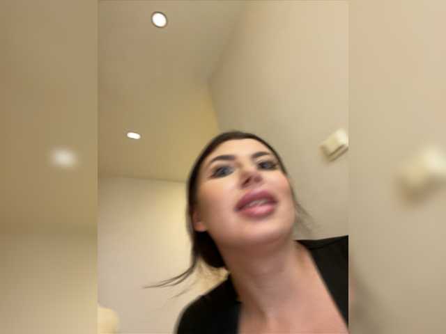 Live sex webcam photo for -AlissaBabby- #275966922