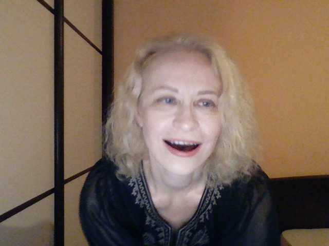 Live sex webcam photo for -Alyona- #276405702