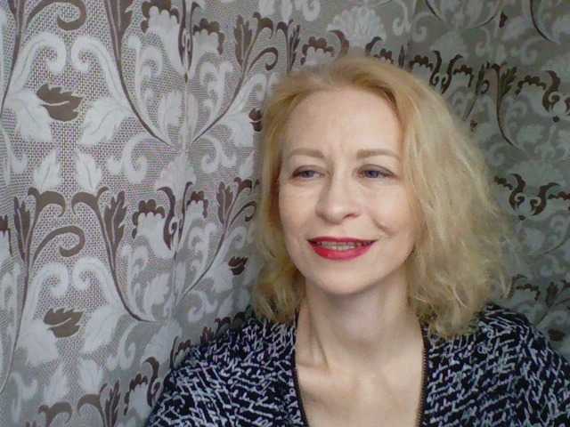 Live sex webcam photo for -Alyona- #276606117