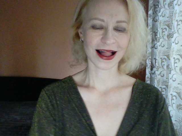 Live sex webcam photo for -Alyona- #276660836