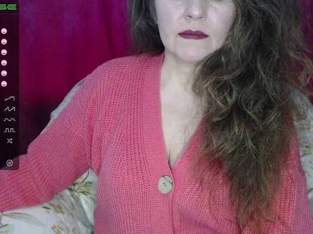 Live sex webcam photo for -Alyonushka- #272371847