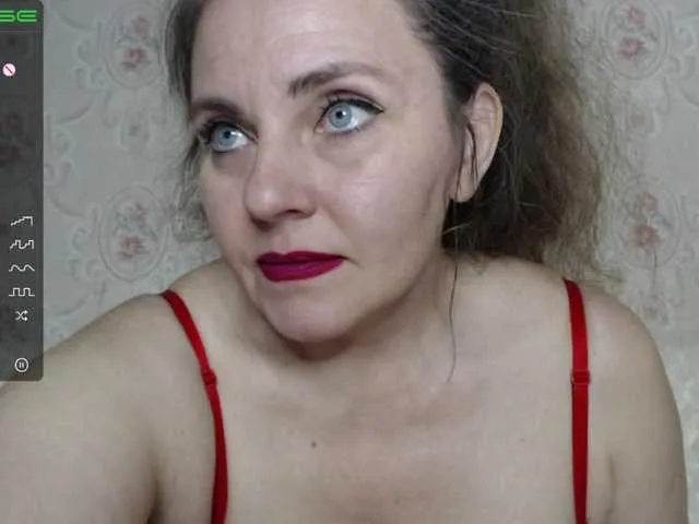 Live sex webcam photo for -Alyonushka- #273563624