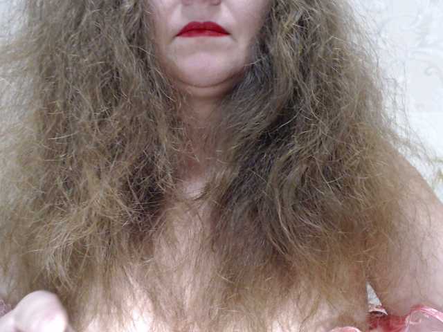 Live sex webcam photo for -Alyonushka- #274605543