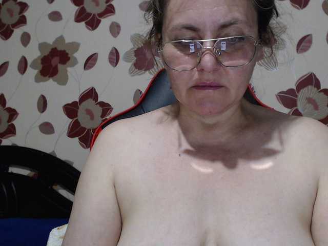 Live sex webcam photo for -Alyonushka- #275527448