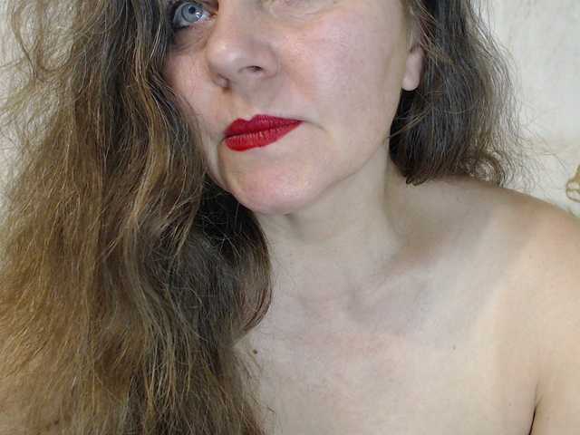 Live sex webcam photo for -Alyonushka- #276343816