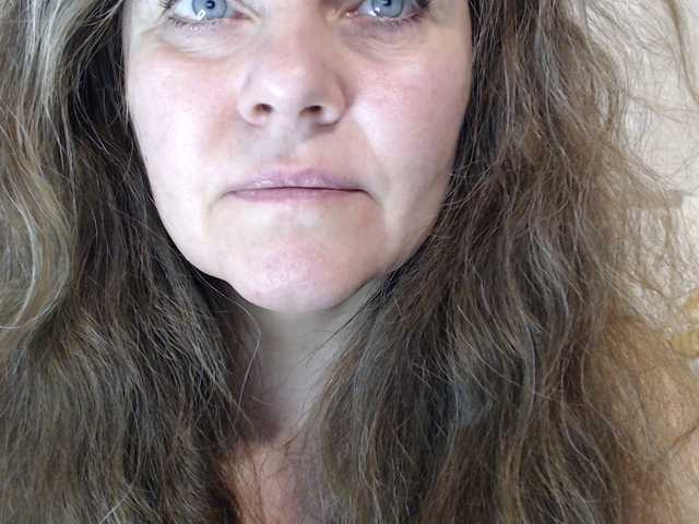 Live sex webcam photo for -Alyonushka- #277066175