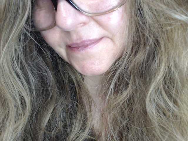 Live sex webcam photo for -Alyonushka- #277595333