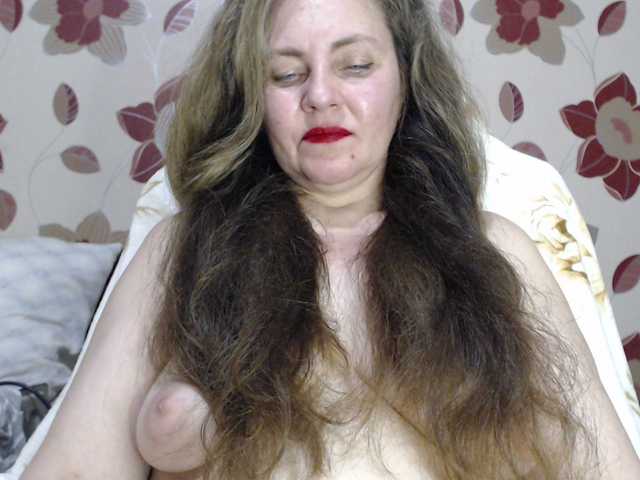 Live sex webcam photo for -Alyonushka- #277857796