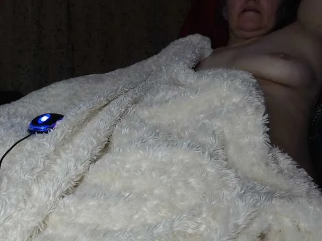 Live sex webcam photo for -Alyonushka- #291040744