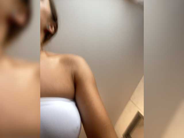 Live sex webcam photo for -Ange1ok- #275991053