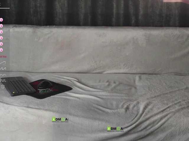 Live sex webcam photo for -Angel-Devil- #277339185