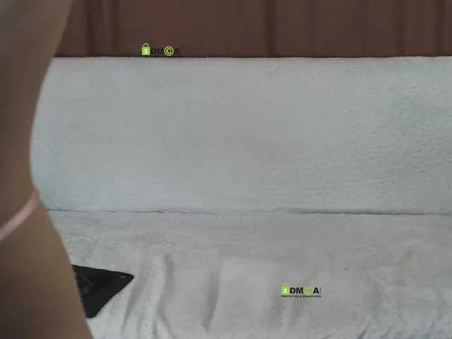 Live sex webcam photo for -Angel-Devil- #291640346