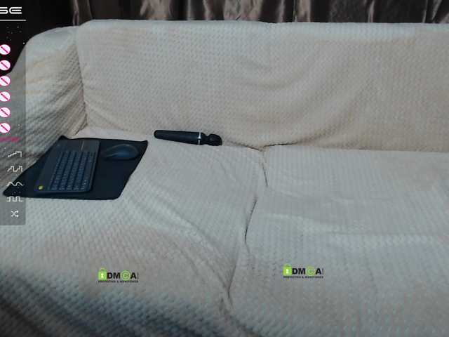 Live sex webcam photo for -AngelDevil- #271807528