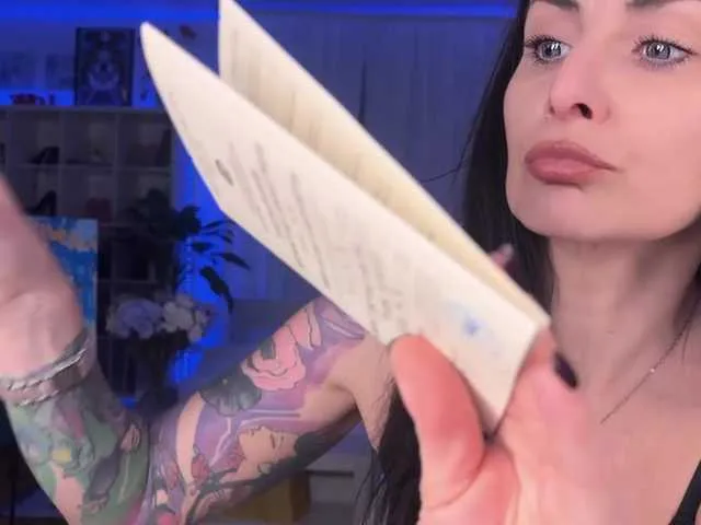 Live sex webcam photo for -AnnaMaria- #292350111