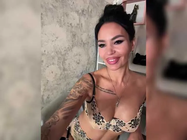 Live sex webcam photo for -BASTET- #291943067