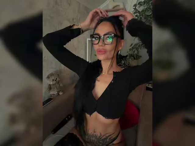 Live sex webcam photo for -BASTET- #292418351
